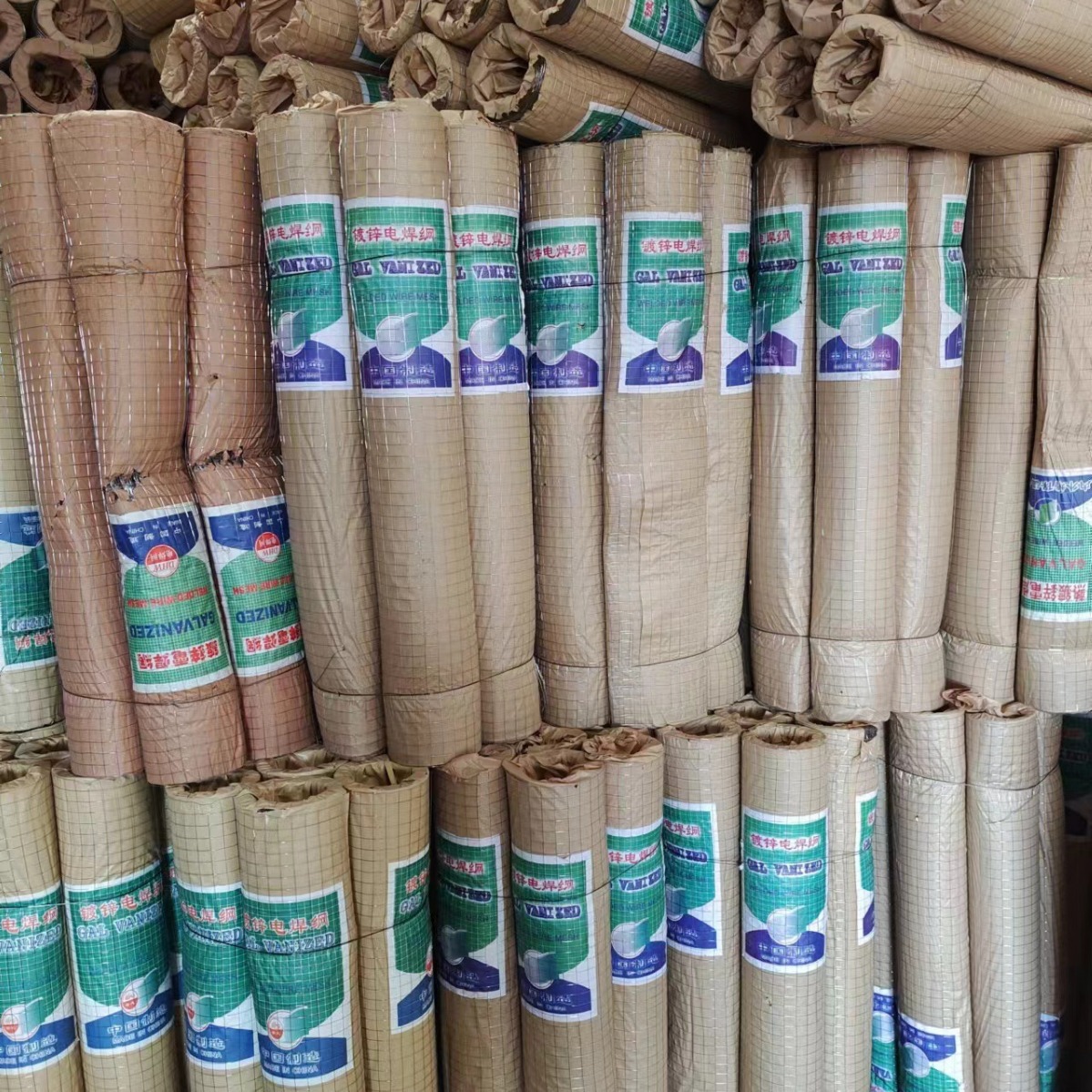 电焊网抹灰粉墙保温防裂挂网钢丝网岩棉整卷热镀锌建筑镀锌电焊网