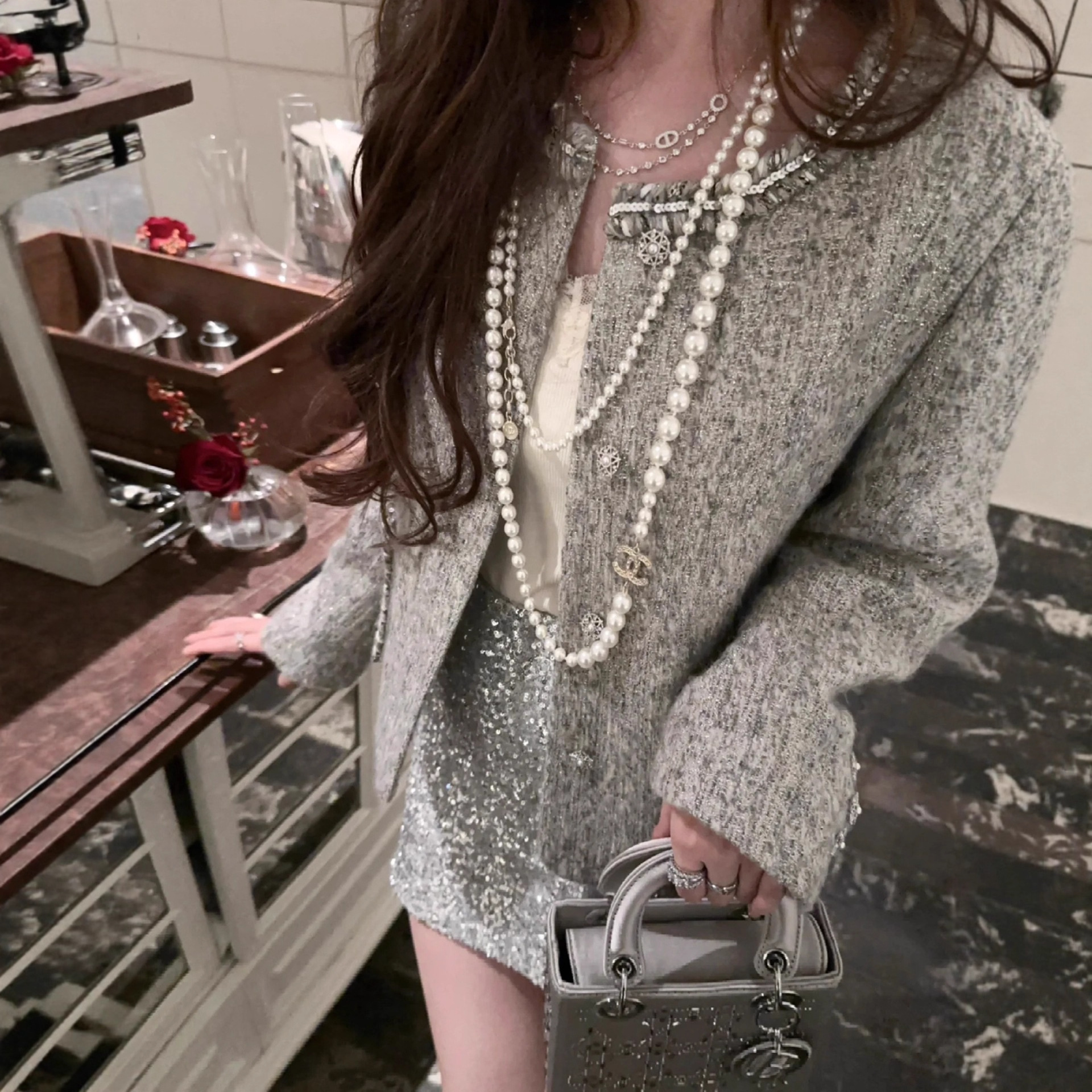 2025 French-Style Heavy-Duty Round-Neck Tweed Blazer with Sequins Woolen Woven Short Coat for Women