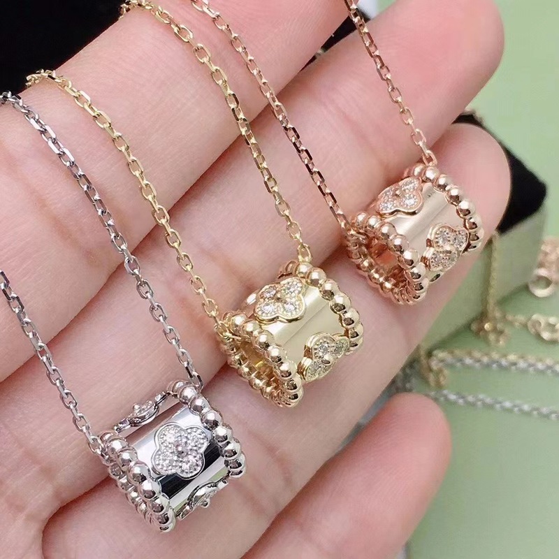 Factory Outlet V Gold Gogh Version Van Family Four-leaf Clover Kaleidoscope Necklace Women's Fresh and Sweet Ins Style Fashion Necklace