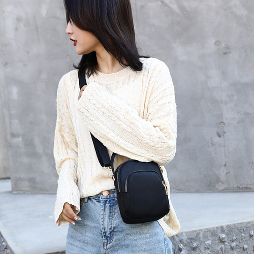  New Nylon Crossbody Bag Casual Women's Bag Hand-held Shoulder Mobile Phone Bag Light Coin Bag Large Capacity