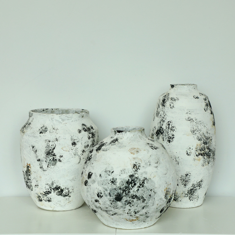 Simple silent style black and white ceramic vase home vintage ceramic decoration model room soft decoration old dried flower Flower device