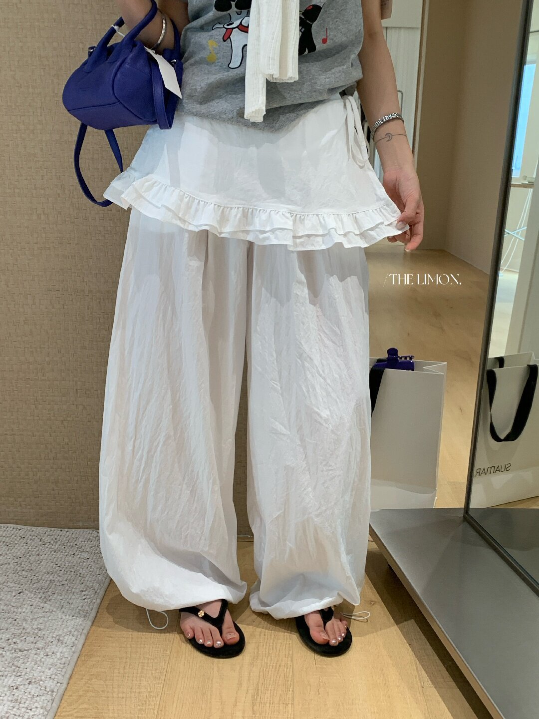 Quần culottes nữ ống rộng cạp cao, phối viền ren xếp tầng, dáng suông rộng, thanh lịch và thoải mái — màu đen, Xanh da trờicolor, màu trắng, Đá vôi chi tiết 29