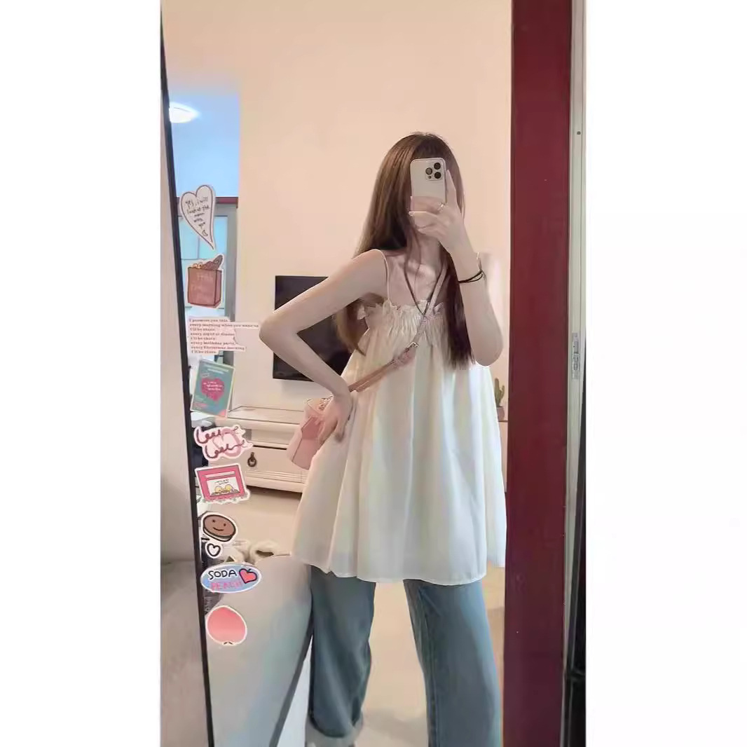 2024夏季新款无袖吊带背心甜美可爱海边温柔气质显瘦显白抹胸上衣