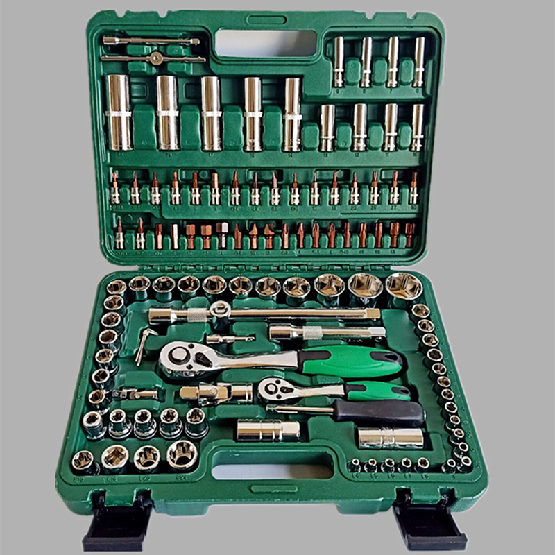 厂价供应108件套筒组合 工具箱汽车扳手组套车载应急工具箱批发