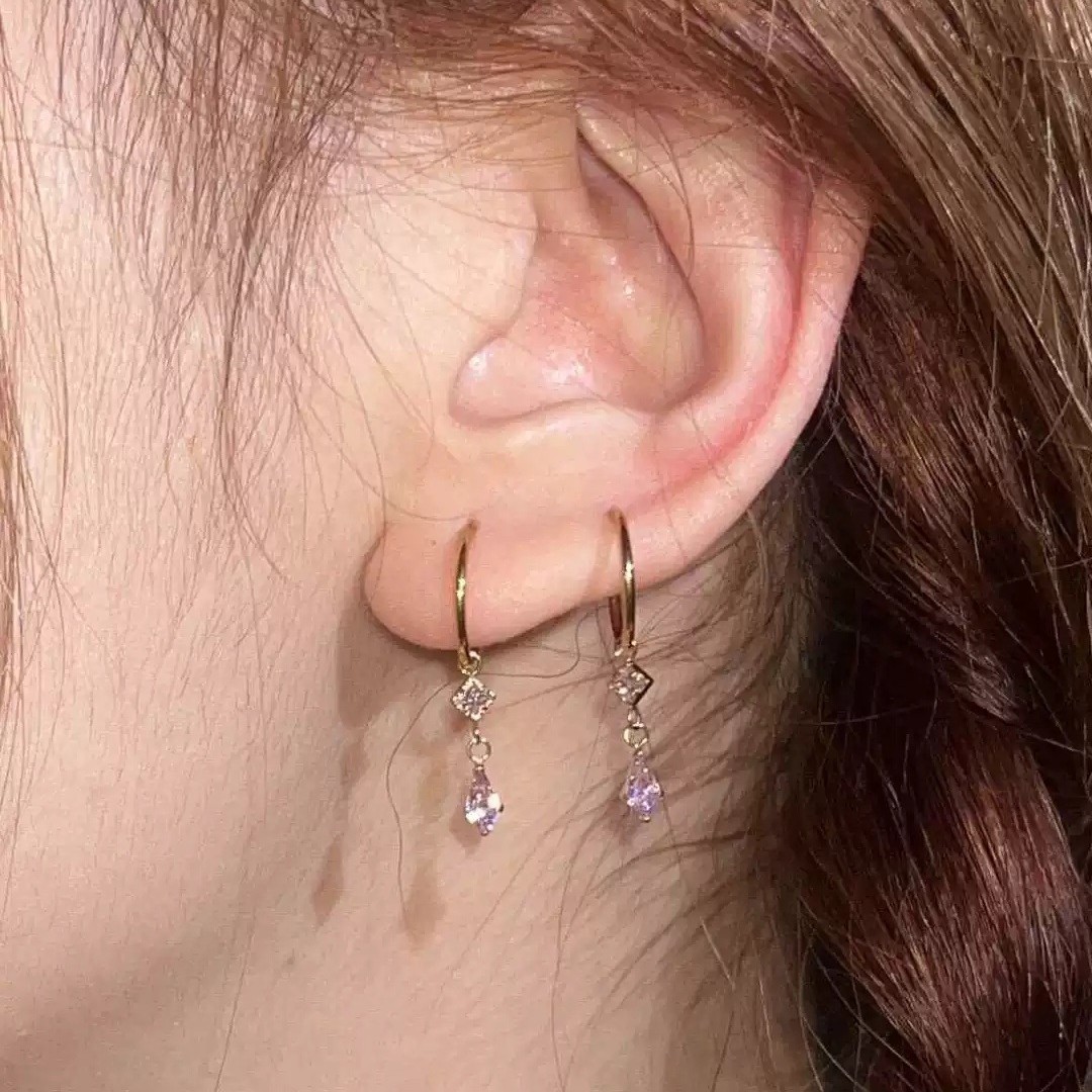 2026 New Style Small Cube Earrings for Women, Light Luxury, Exquisite Niche Design, High-End Feel, Popular Online, Wholesale