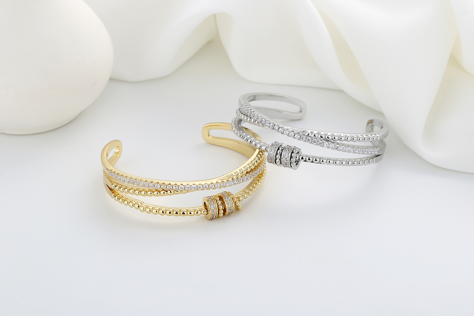 Retro Geometric Copper Criss Cross Zircon Bangle