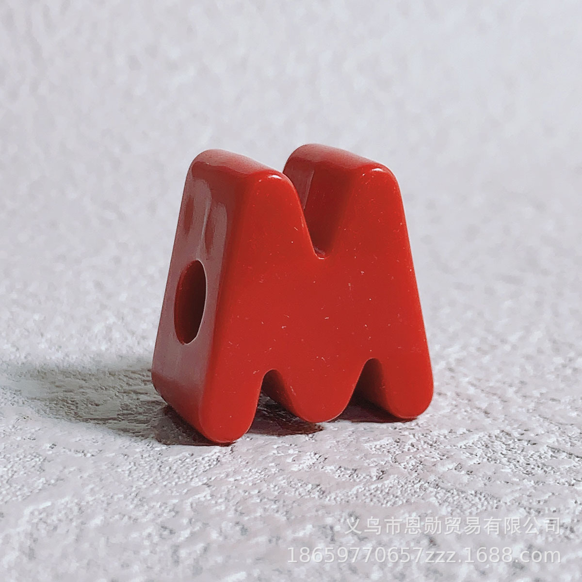 M/W (Red)