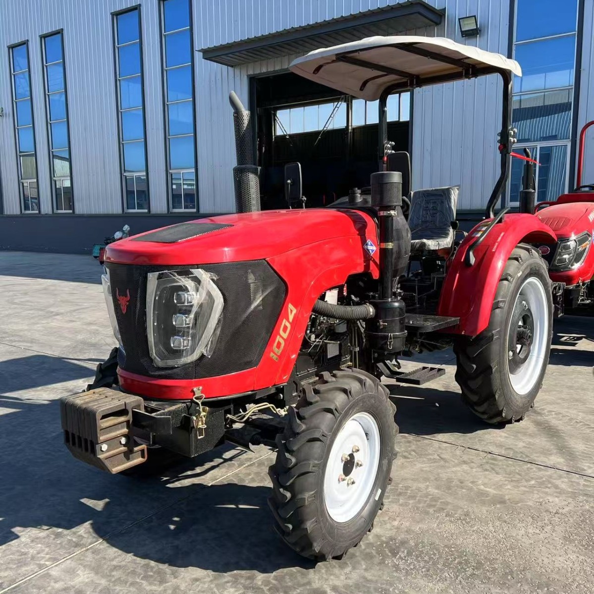 柴油100马力四轮拖拉机 出口120马力拖拉机 前铲斗四驱拖拉机