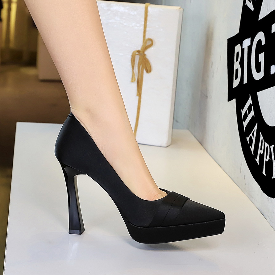 Elegante Satin Plateau Pumps Für Damen Mit Blockabsatz_voghion.com