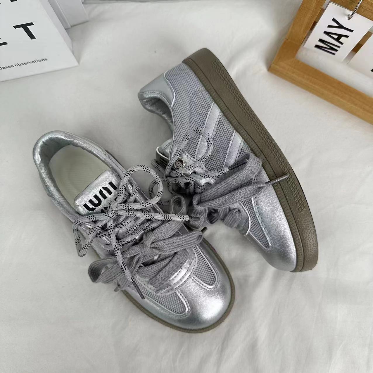 Yuanbo2024 verano nuevo tipo de malla transpirable zapatos blancos de mujer callejera de Hong Kong estilo de entrenamiento de zapatos coreanos zapatos de tablero versátiles image 8