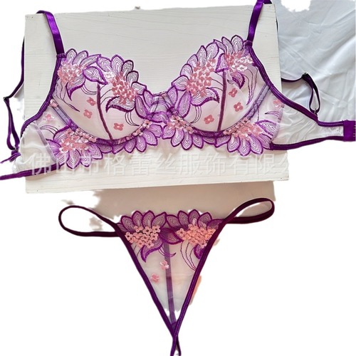 Ultra-thin European and American-style lace sexy lingerie set—effortlessly alluring bra designed to make larger chests appear smaller and prevent sagging, exclusively for women