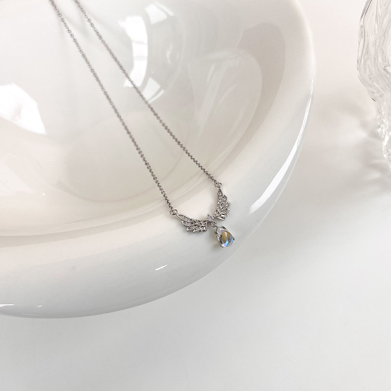 Fashion Wings Copper Pendant Necklace Plating Moonstone Copper Necklaces