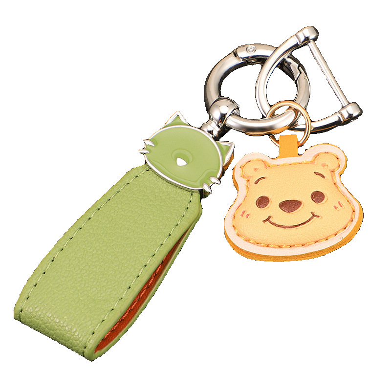 Macaron color gato cuerda de mano llavero de coche colgante de oso de fresa colgante de llavero de oso de cuero de alta calidad colgante de llavero de oso Pooh