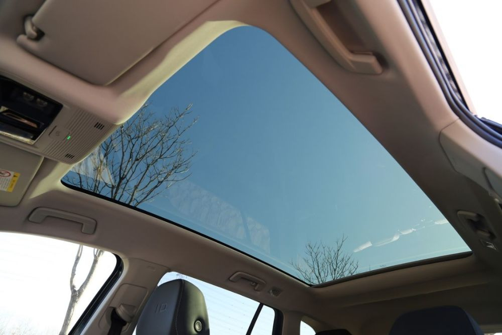 ID6crozzID6x sunroof glass, original factory new 12G877069B