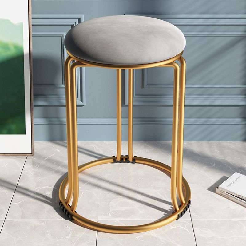 그레이 벨벳 두꺼워진 6개 다리 골드