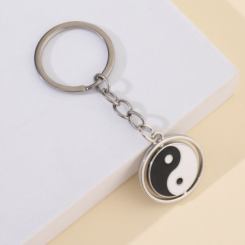 Creative Metal Rotatable Tai Chi Yin and Yang Eight Diagrams Keychain Pendant Couple Mini Key Ring Bag Hanging Ornaments