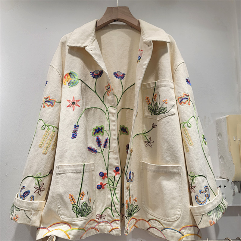 Off-White Sweet and Cool Embroidered Denim Jacket for Petite Women, 2026 Spring New Korean Style Loose Design Jacket Off-White Sweet and Cool Embroidered Denim Jacket for Petite Women, 2026 Spring New Korean Style Loose Design Jacket