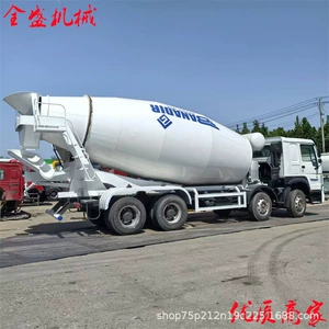 Sinotruk Howo 8*4 Beton Mikser Yük Maşını Mikser Tankı