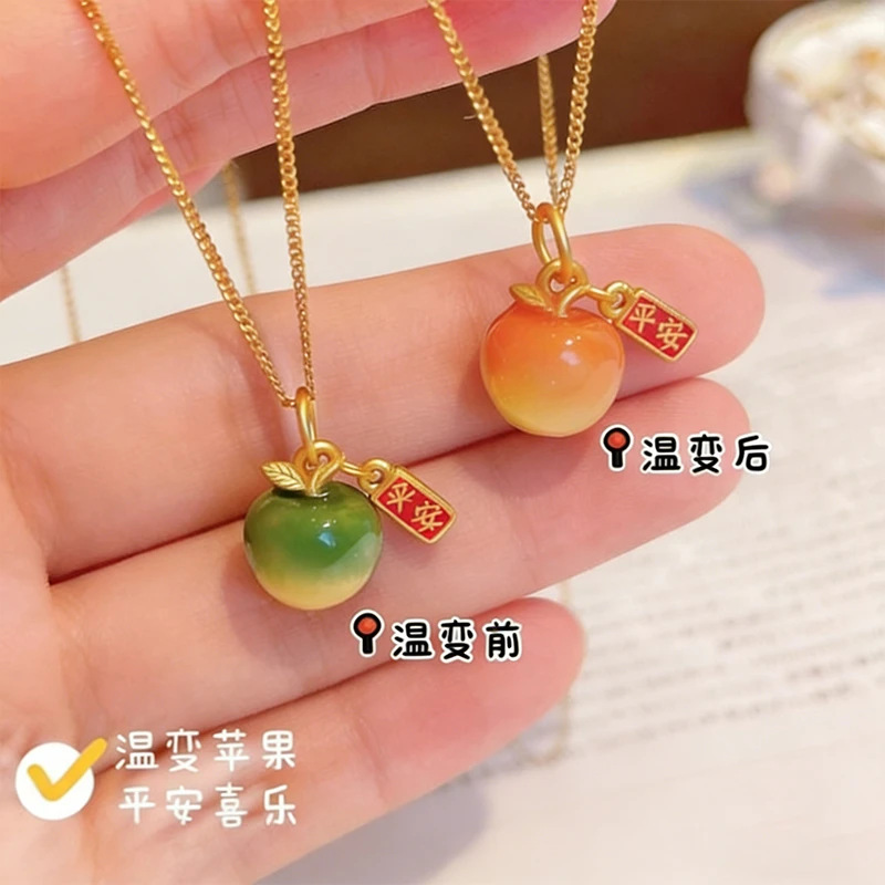 Color-Changing Apple Pendant Necklace, Light Luxury Niche Women's Creative Jewelry That Changes Color When Exposed to Heat, Christmas Gift Accessories Wholesale Color-Changing Apple Pendant Necklace, Light Luxury Niche Women's Creative Jewelry That Changes Color When Exposed to Heat, Christmas Gift Accessories Wholesale
