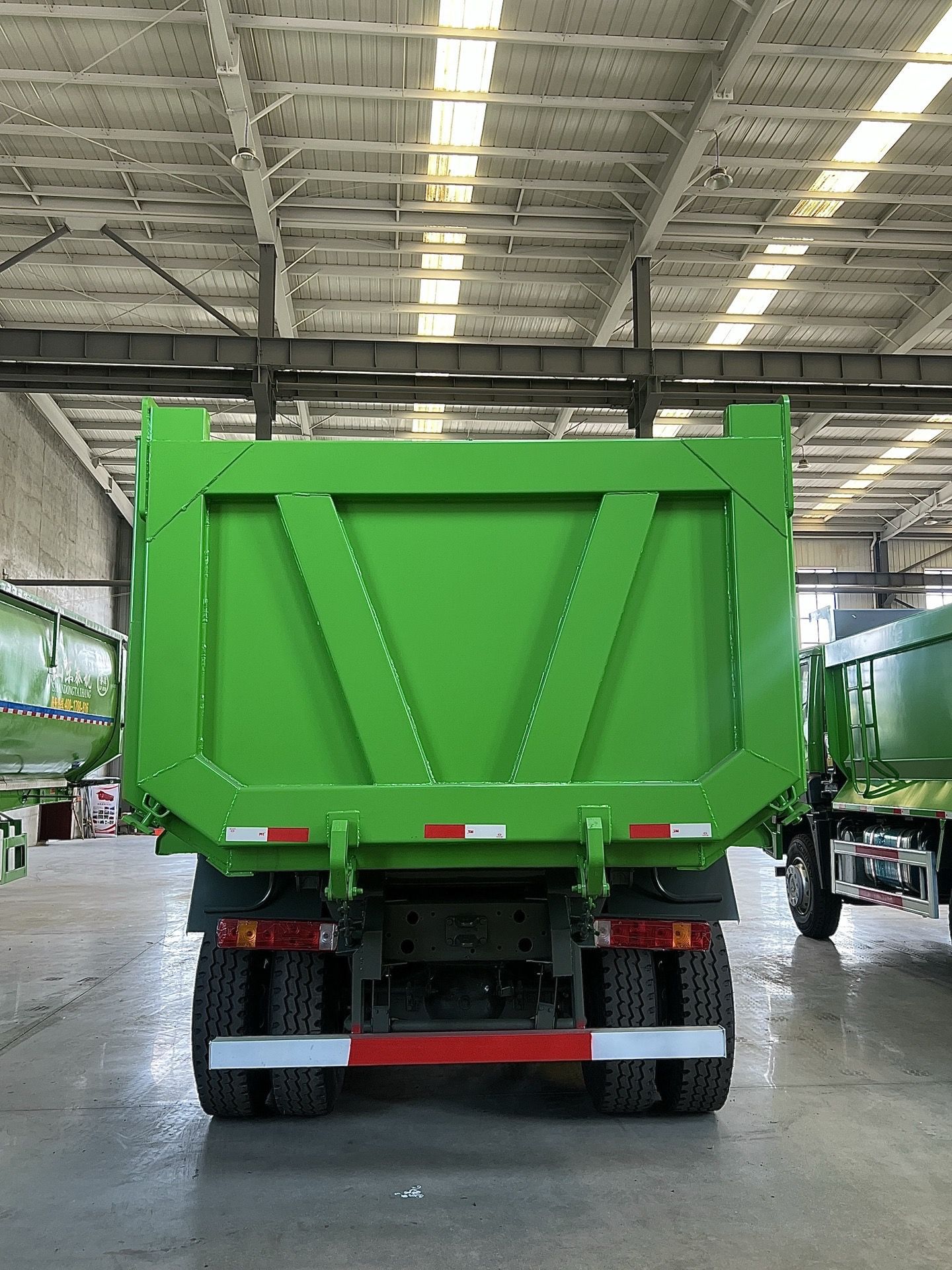 Used HOWO NX10 wheel dump truck heavy-duty truck, direct supply from manufacturer for foreign trade export
