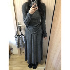 针织连衣裙子女秋冬季2025新款高级感富家千金感绝美长裙套装早秋