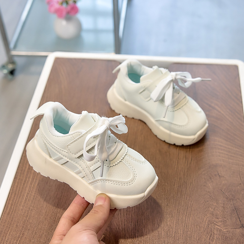 Zapatos deportivos para niños 2026 primavera nuevo jardín de infantes zapatos para bebés ecológicos transfronterizos zapatos casuales para niños y niñas
