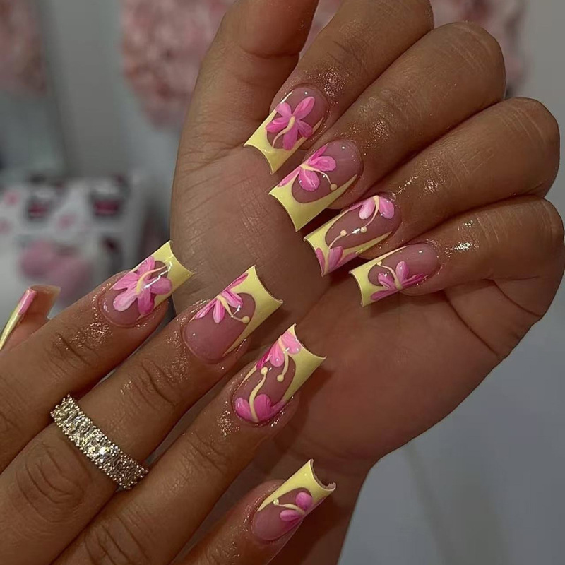 24 pieces of Chinese yellow French wearing nail nail nail nail piece pink flower design nail patch foreign trade fake nail