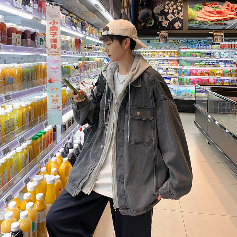 Primavera y otoño Denim abrigo de los hombres de estilo coreano de moda cremallera con capucha superior japonés estilo de Hong Kong moda falsa chaqueta con capucha de dos piezas
