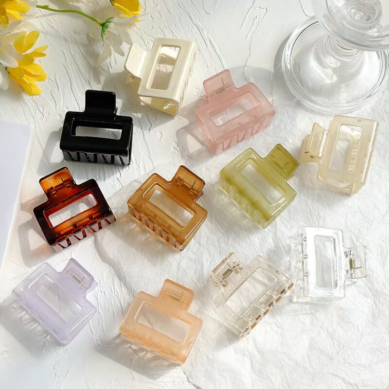 Simple Square Grab Clip small size Geometric Hollow Elegant Jelly Color Amazon Cross-border Shark Clip Clip