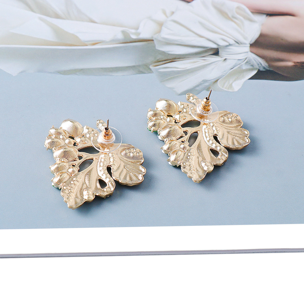 European And American New Style Spring Green Leaf Alloy Diamond Earrings Personality Exaggerated Earrings display picture 4