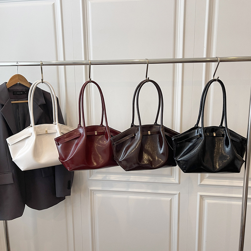 Fashionable handbag 2026 spring new Korean style trendy versatile shoulder bag textured crossbody bag simple style bucket bag