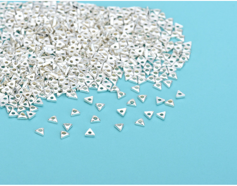 Triangular Bead Shape 1G Per Pack 2.5*2.5mm 2.8*2.8mm 2*2mm 925 Sterling Silver Triangle Polished Beads Spacer Bars Jewelry Accessories