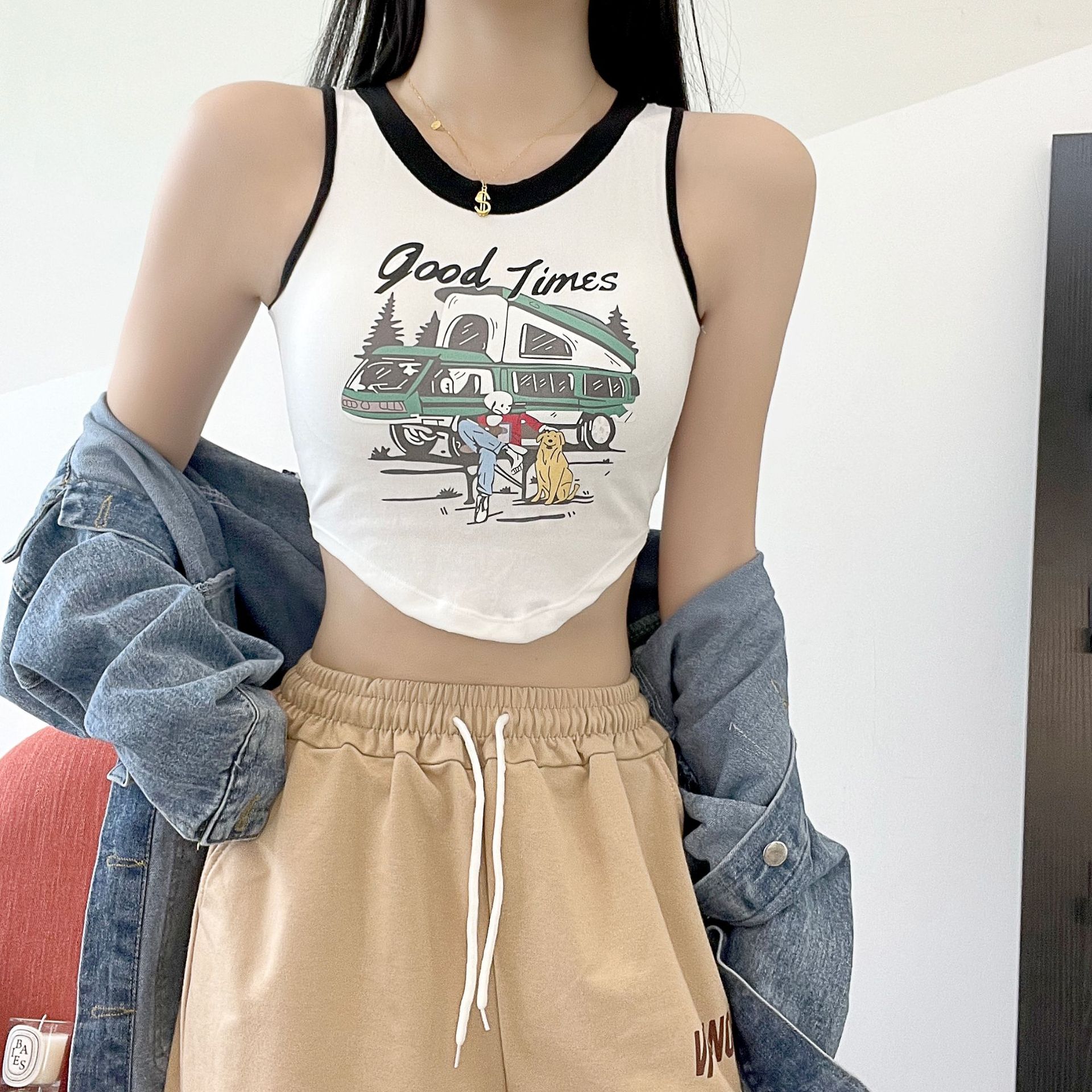 Primavera y verano carta de impresión camisola desgaste exterior de las mujeres belleza ropa interior desgaste interior sexy chica caliente recortada top