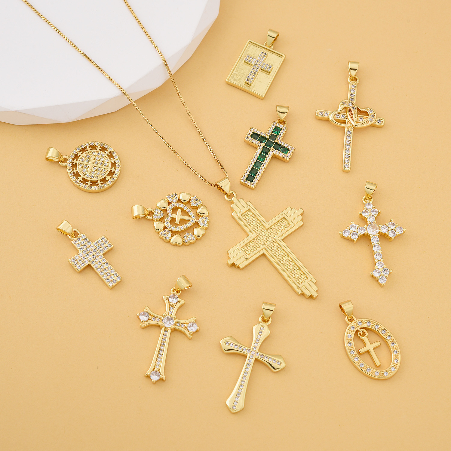 Cross-Border Amazon Hot Selling Cross Necklace for Men and Women Personalized 18K Gold-Plated Cross Pendant Ins Trend Jewelry