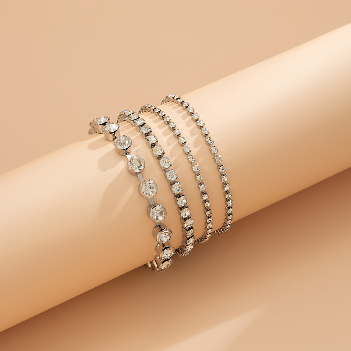 37g Weight Bracelets Classification 1 Set Quantity Holiday, Daily Occasion Imitation Pearl, Alloy Material Heart Shape Pattern Unisex Gender Irregular, Plating Design Lady Heart Shape Imitation Pearl Alloy Wholesale Bracelets 31