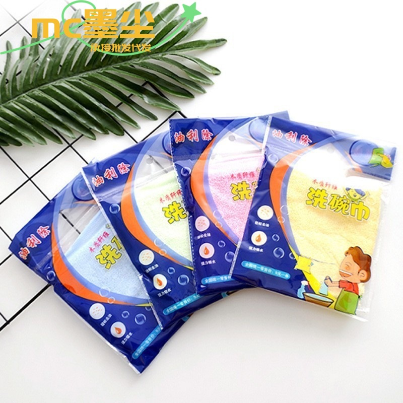 Venta al por mayor aceite eliminación plato toalla engrosada productos genuinos fibra de madera cocina trapo antiadherente aceite plato paño de limpieza estropajo