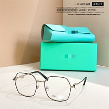 �ټ�Ů����ŷ����ͬ������۾���ʱ�з���������ƽ�⾵��tf1165