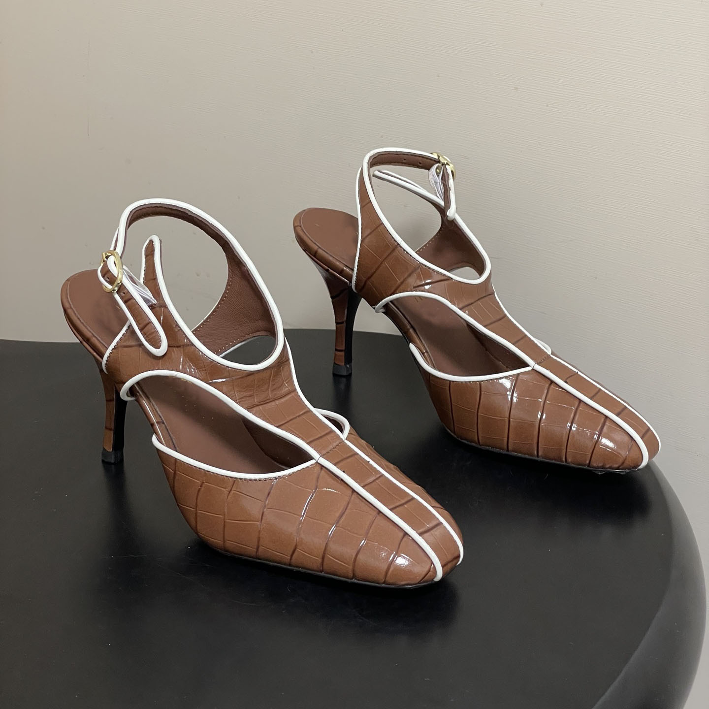 Fashionable summer high heels square toe stiletto heels