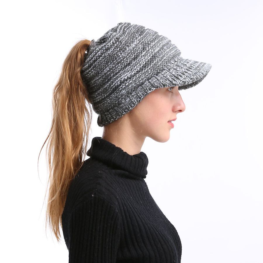 Klassische europäische und amerikanische Strickmütze, warme Strickmütze, Damen-Strickmütze mit offenem Himmel, Pferdeschwanz-Strickmütze, Entenschnabel-Wintermütze für Wärme – Detail 20