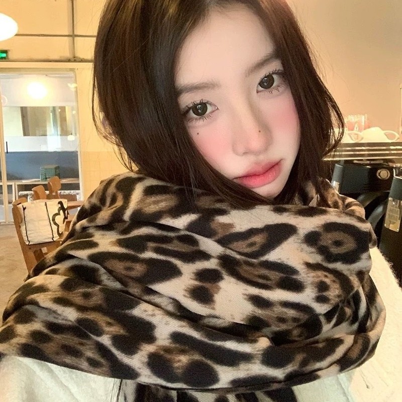 秋冬韩版磁吸扣保暖小百搭防寒时尚新款女士装饰围脖丝巾中长围巾|undefined