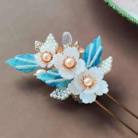 手工制作古装汉服发簪古风头饰中式配饰保色铜醋酸花朵淡雅白兰花