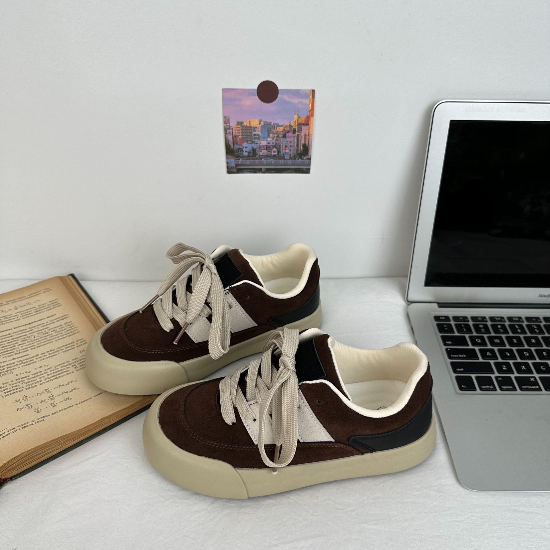 Zapatos de pan de crema retro ins street shooting estudiantes deportes zapatos casuales de todo fósforo 2024 otoño e invierno nuevo tablero 6593