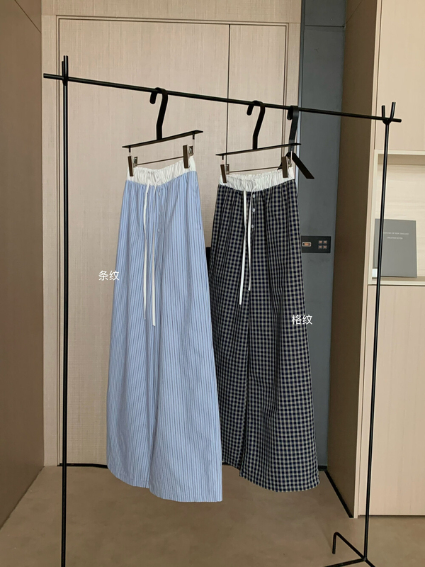 WGWE 夏の女性の韓国風ファッショナブルなストライププリントダブルウエストスプライシングルーズストレートワイドレッグカジュアルパンツ W6522|undefined