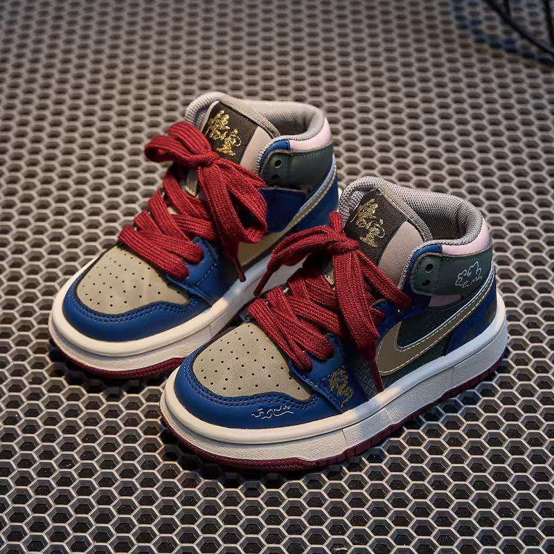 Mitos negros Goku zapatos de skate de alto nivel para niños 2025 primavera y otoño zapatos deportivos para niños con invierno de algodón