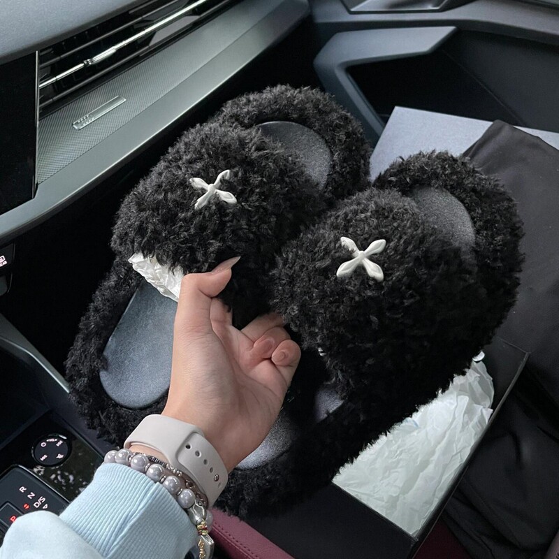 High quality! SM white velvet plush slippers for women, thick-soled, height-increasing, cross-patterned plush slip-on slippers for women High quality! SM white velvet plush slippers for women, thick-soled, height-increasing, cross-patterned plush slip-on slippers for women
