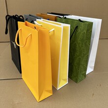 大牌服装店袋子手提袋纸袋印logo衣服礼品购物白卡纸牛皮纸包装