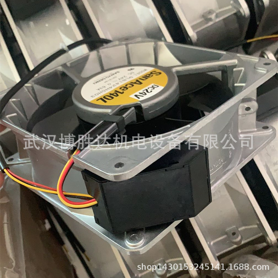 9LB1424H5J03 三洋SANYO变频器散热风扇 24V 0.63A 140*140*50MM