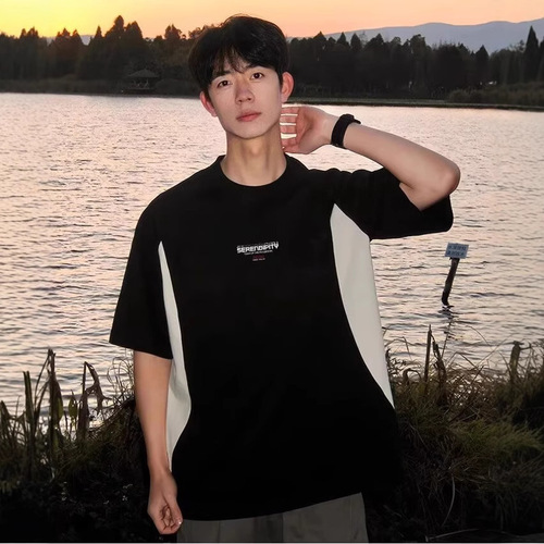 Trendy fashion brandless American retro heavy pure cotton patchwork color-blocking men's T-shirt with a charming, lazy, Japanese-style vibe