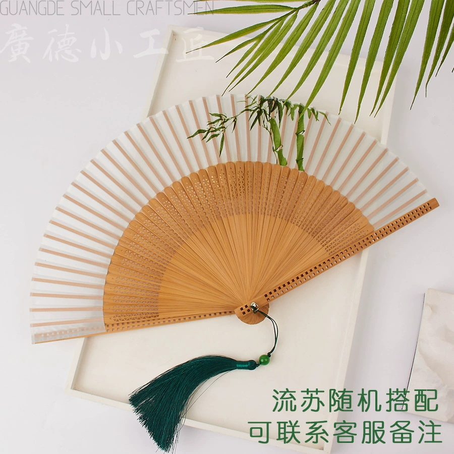 Round Handheld Fan, Chinese Style Hanfu/Cheongsam, Bamboo Ribs with Tassel, Lightweight 0.035 kg