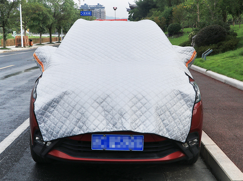 Extended and thickened car hood cover, providing sun protection, snow protection, and frost prevention; universal fit; supports printing and wholesale
